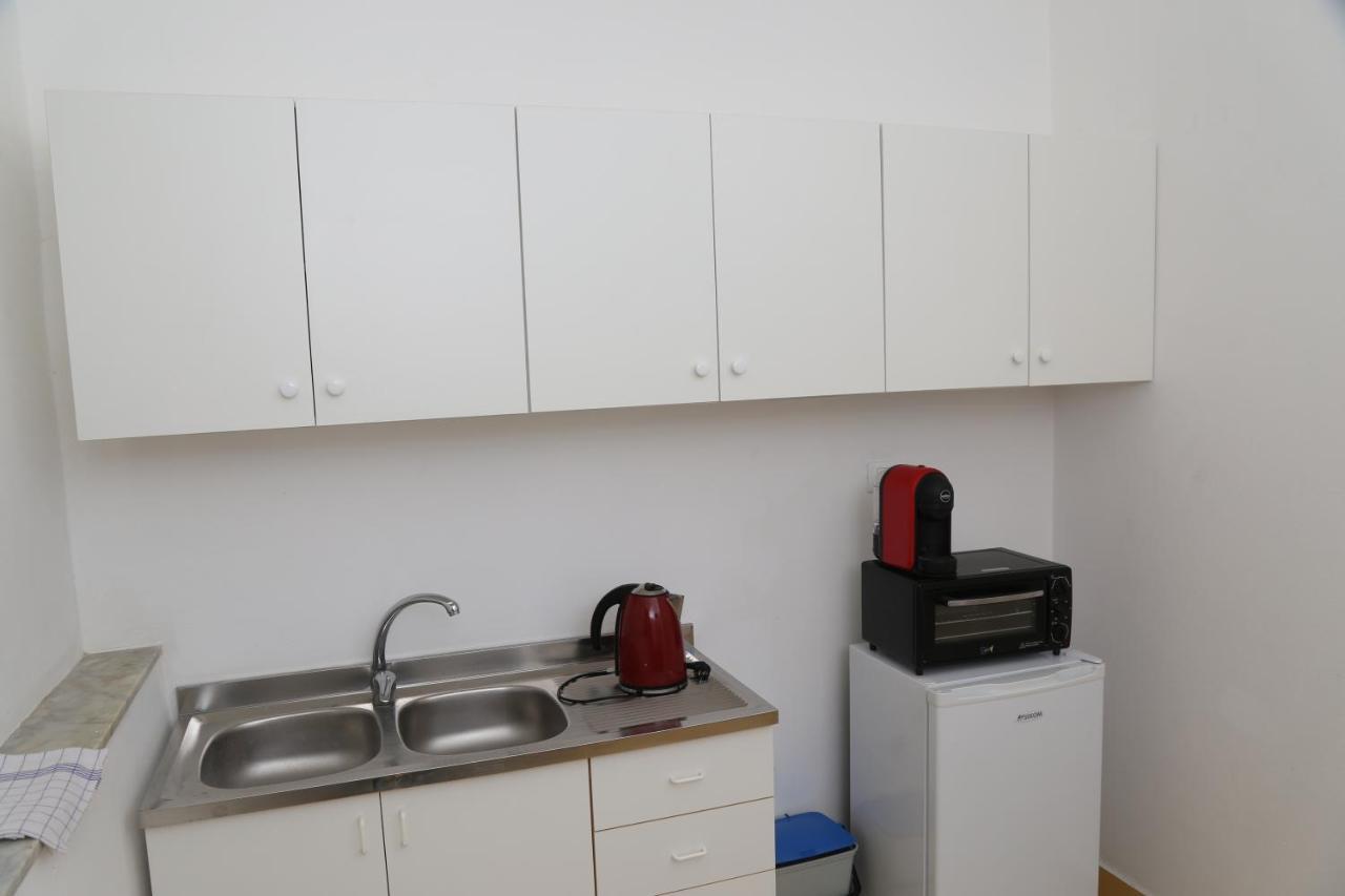Casa Mimi Apartment Санта Флавия Екстериор снимка